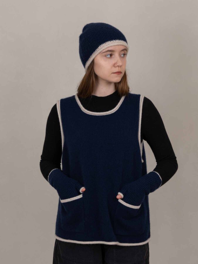 Cottage Pocket Cashmere Tank Navy