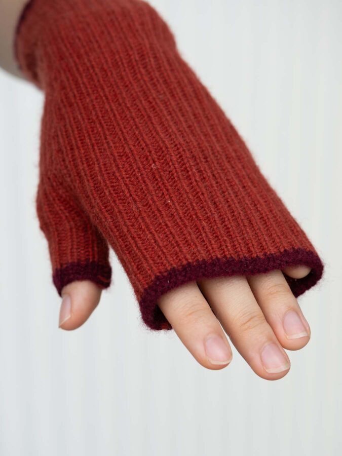 Dorothy Cashmere Ribbed Fingerless Gloves Red