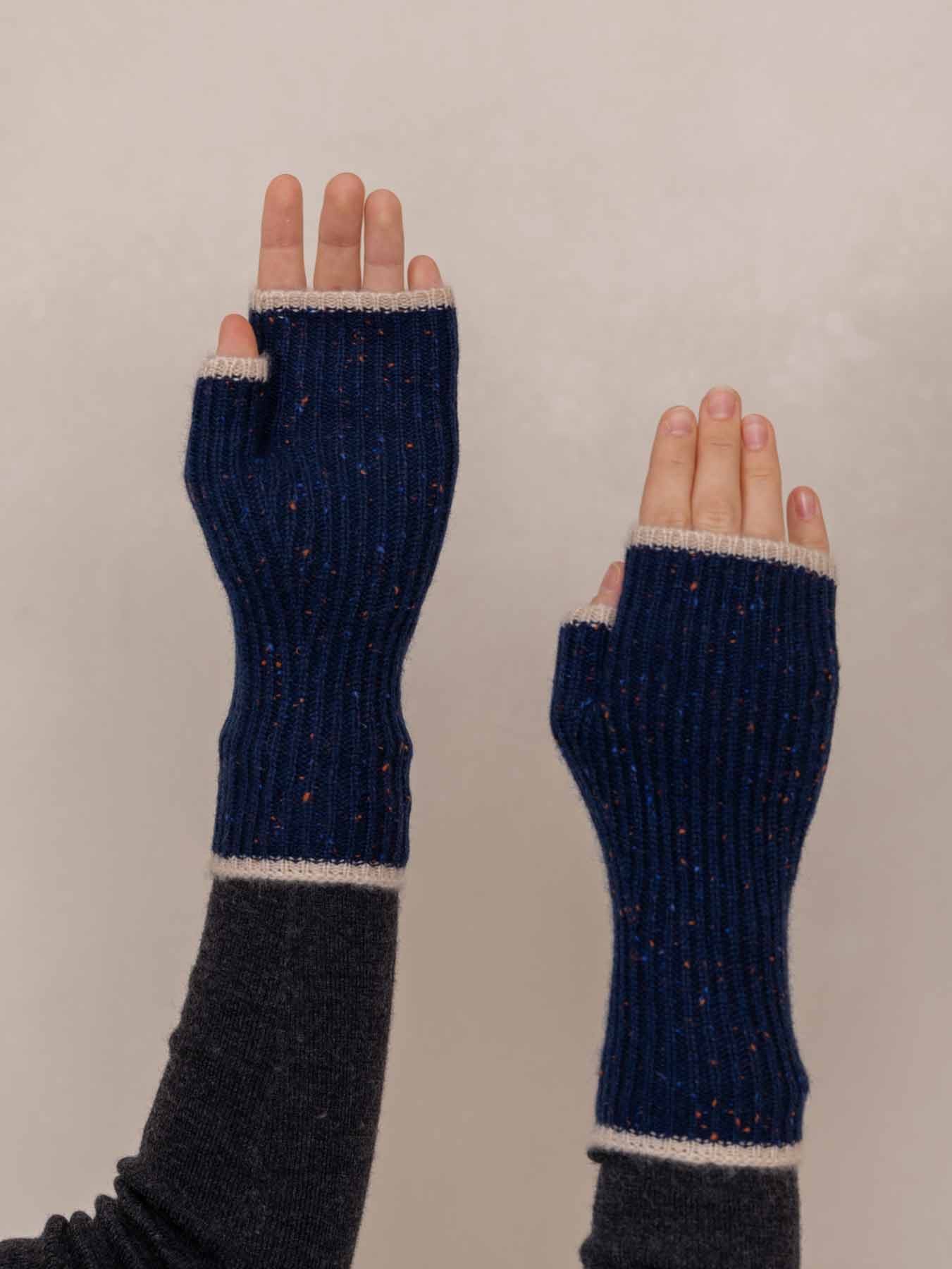 Dorothy Cashmere Ribbed Fingerless Gloves Indigo