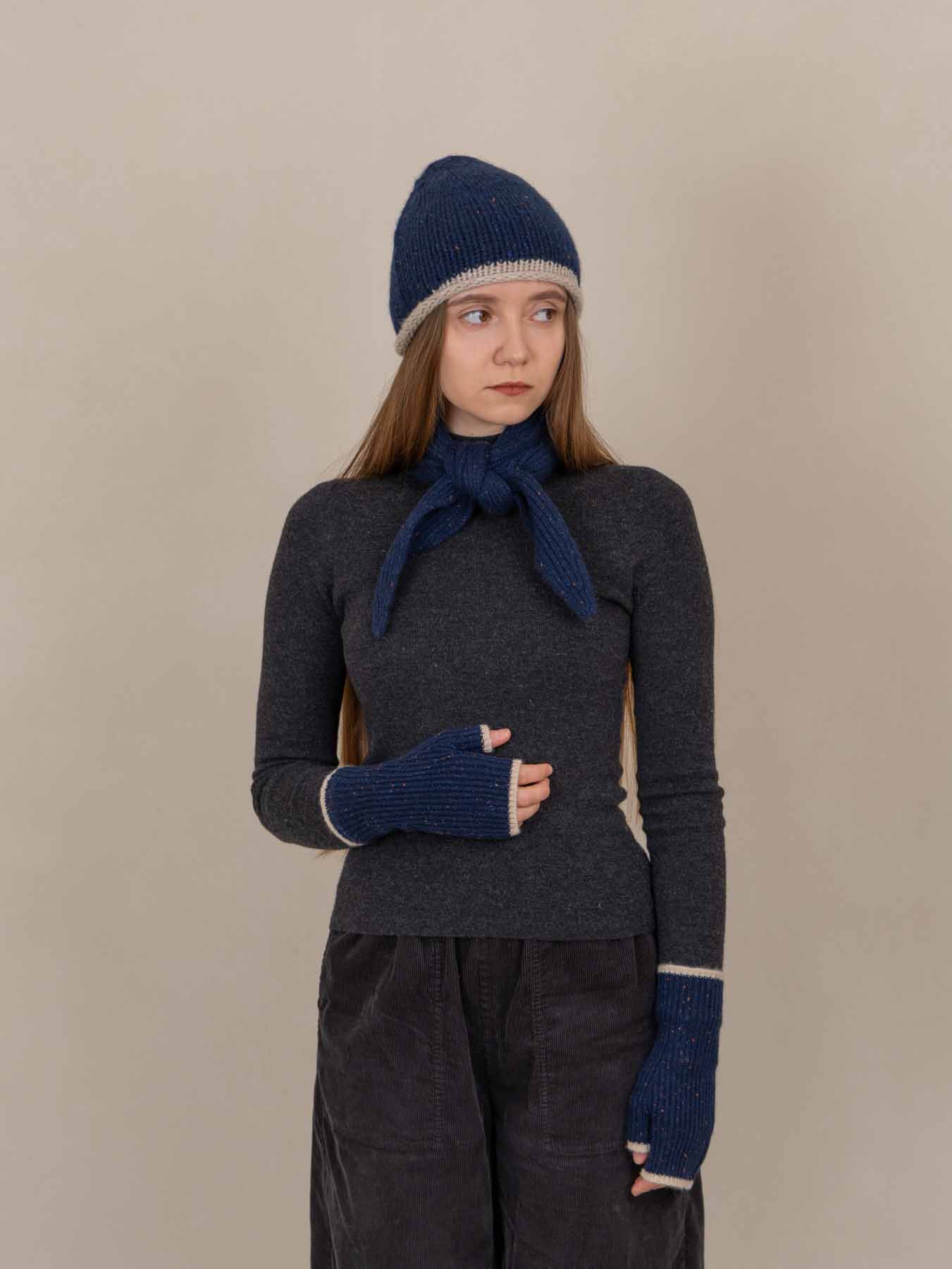 Dorothy Cashmere Ribbed Fingerless Gloves Indigo
