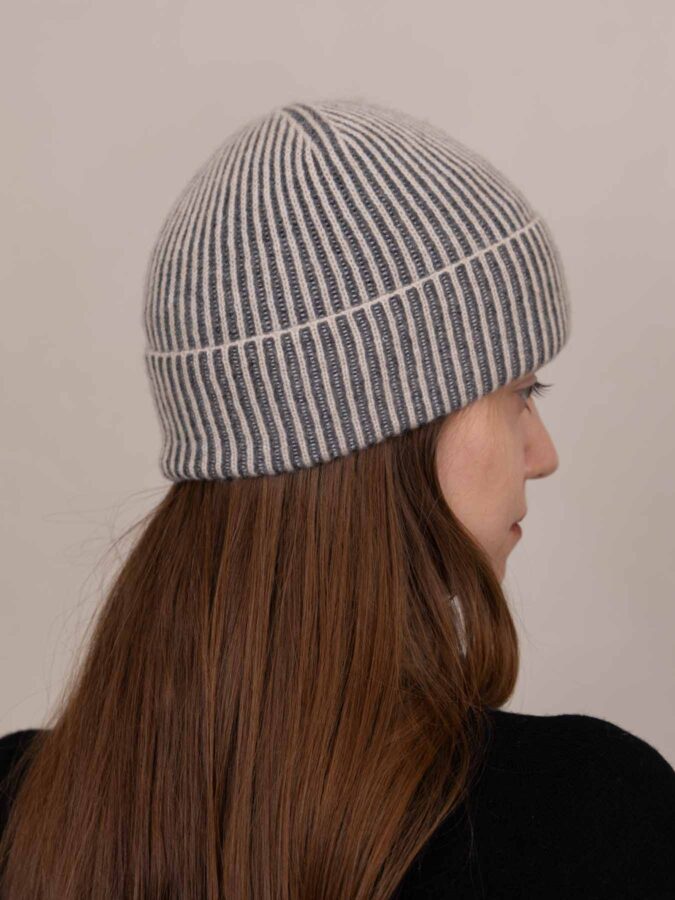 Seafarer Cashmere Ribbed Beanie Grey