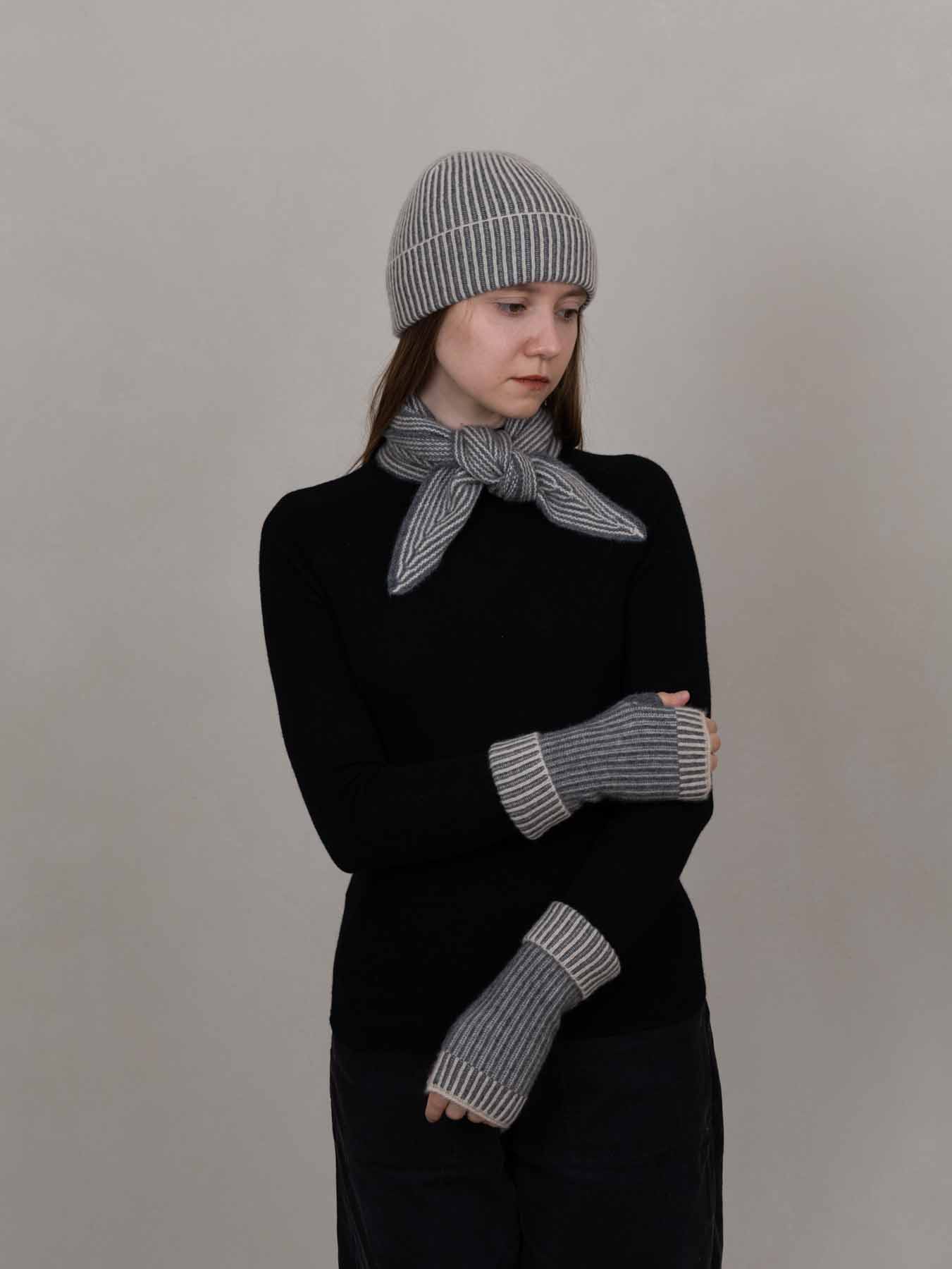Seafarer Cashmere Ribbed Beanie Grey