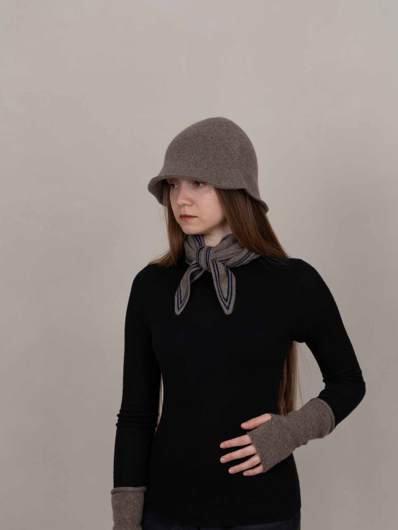 Nori Wrist Warmers Tan