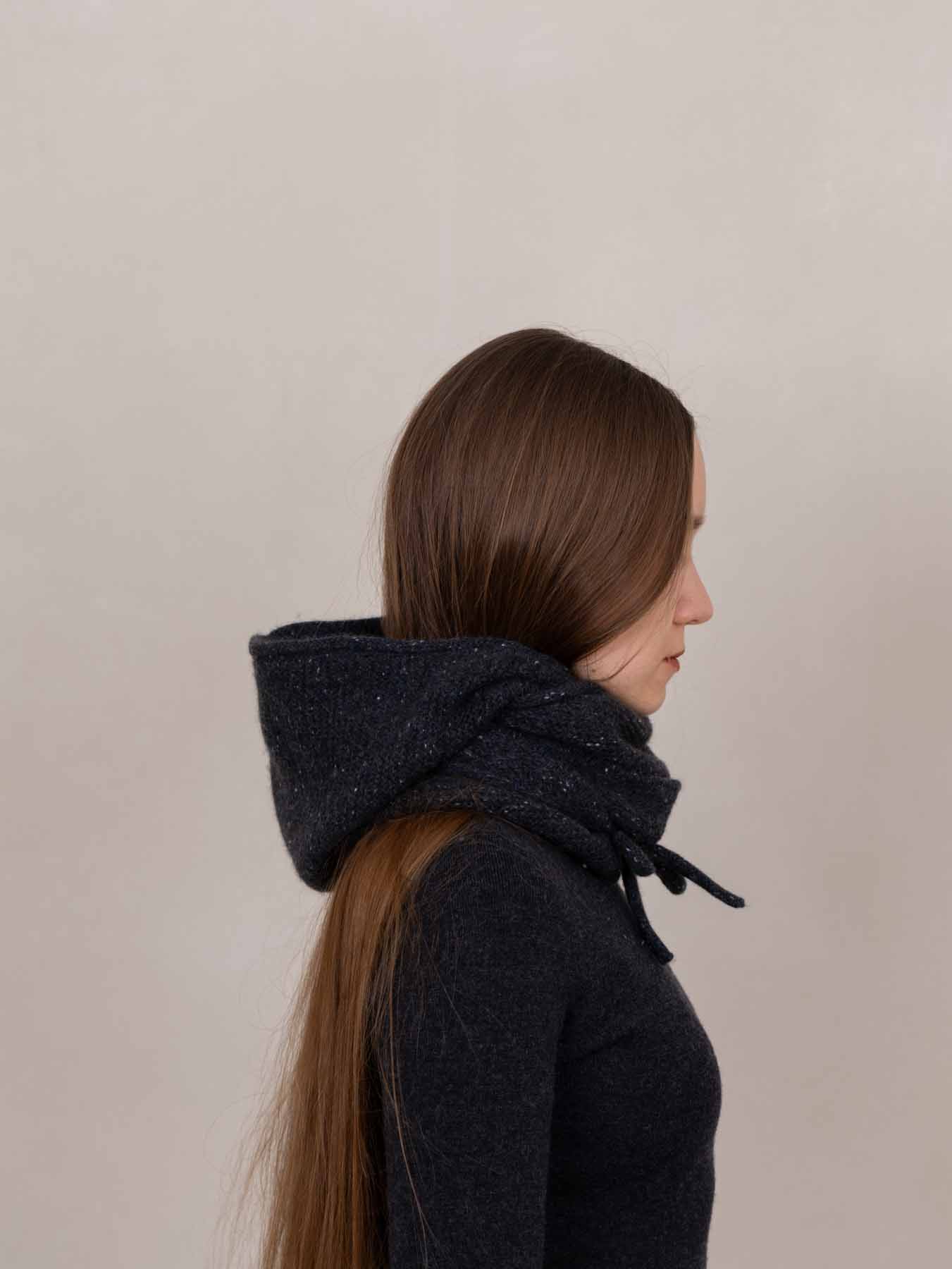 Eden Cashmere Hooded Scarf Charcoal