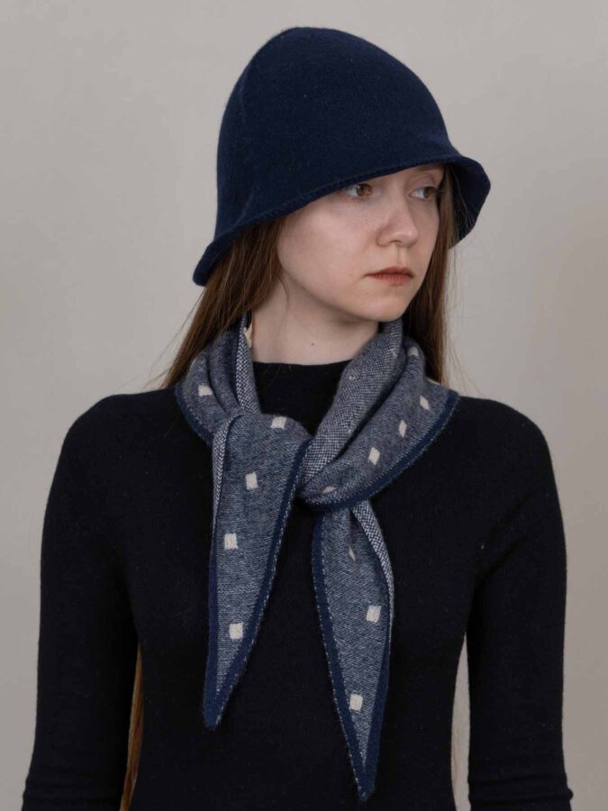 Mia Triangle Cashmere Neckerchief Navy
